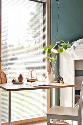 N5202-1MU May nipistinvalaisin, musta, Sessak - Pöytävalaisimet - 185346 - 2