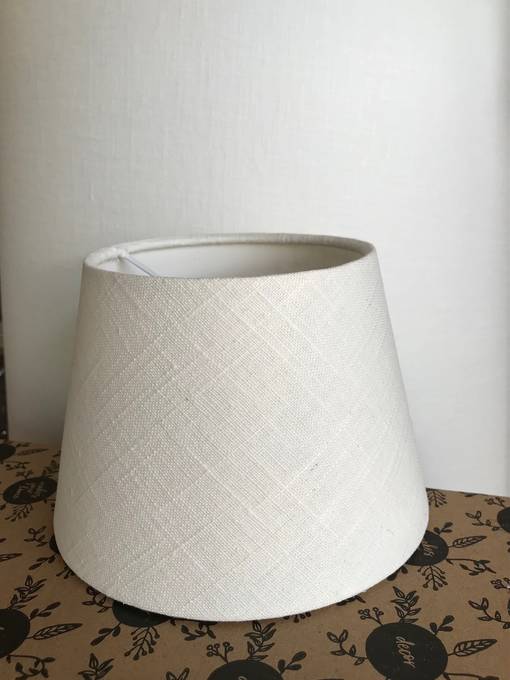 SK 507/09 Bellis varjostin 17cm, beige, AH Belysning - Kankaiset varjostimet ja muut kuin lasi - 013346 - 1