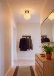 16912-30-02 Vanja - plafondi, beige lasi, antiikkimessinki runko - Plafondit - 005827 - 2