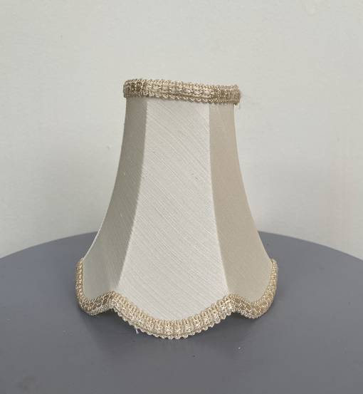 Kruunuvarjostin Elisa 12 luonnonvalkoinen, VarjoMarja - Kankaiset varjostimet ja muut kuin lasi - 183439 - 2